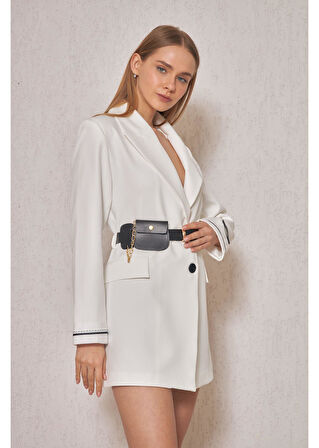 Kol Ağzı Garnili Kemerli Atlas Ceket