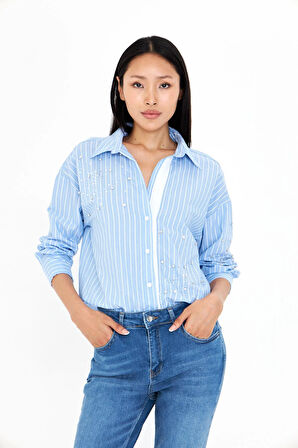 Kolu ve Önü Taşlı Çizgili Poplin Gömlek