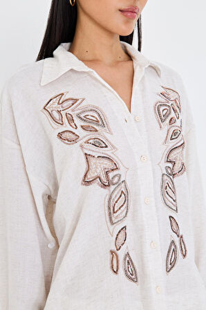 Pullu Nakışlı Keten Görünümlü Gömlek