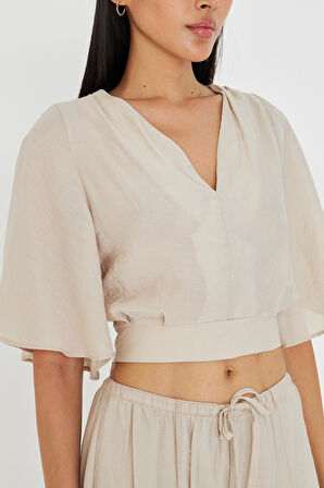 V Yaka Sırt Dekolteli Bluz