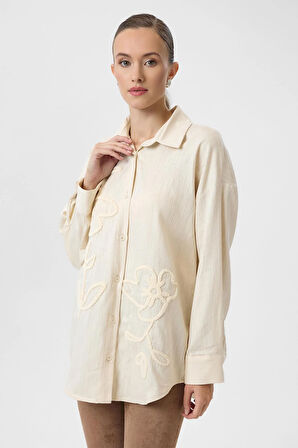 Önü Nakışlı Keten Karışımlı Gömlek