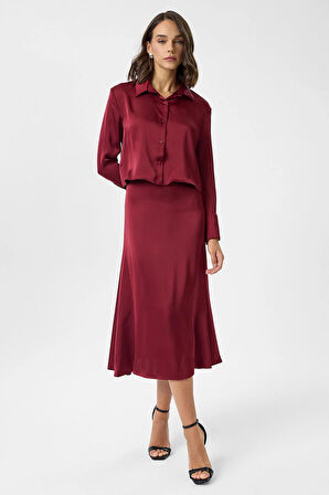 Geniş Manşetli Kısa Saten Gömlek