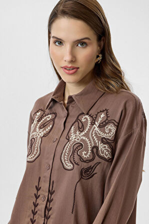 Lale Nakışlı Gömlek