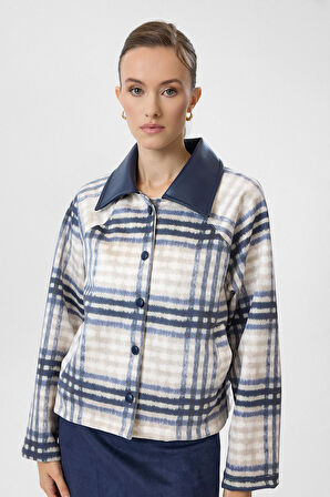 Deri Yakalı Süet Gömlek