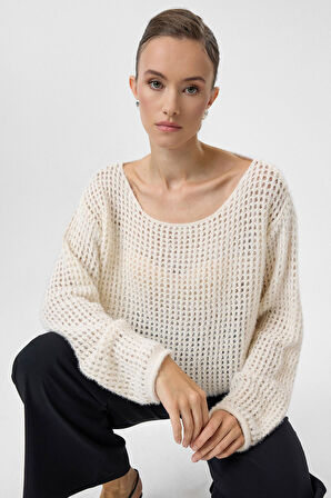 Ajurlu Oversize Triko