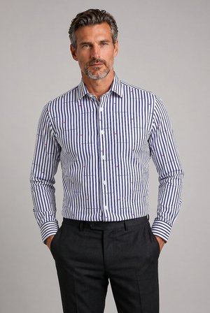 Bisse Lacivert Regular Fit Pamuk Çizgili Spor Yaka Kalın Gömlek GM23K232057_C39