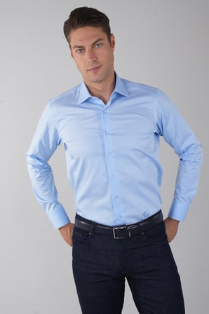 Bisse Regular Fit Klasik D Yaka Cepsiz Mavi Erkek Gömlek GMKLS4KD242043_D35