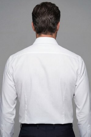 Bisse Regular Fit Klasik İtalyan Yaka Beyaz Cepsiz Erkek Gömlek GMKLS4KBI242057_D01