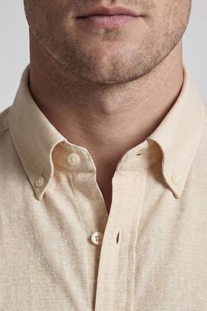 Bisse Erkek Regular Fit Uzun Kol Keten Paşa Yaka Cepsiz Sarı Gömlek BSGMKTN25326_D17