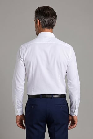 Bisse Beyaz Regular Fit Pamuk Cepsiz Klasik Uzun Yaka Saten Gömlek GMKLS252195_D01