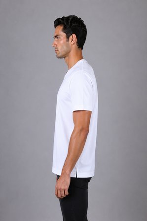 Bisse Beyaz V Yaka Basic T-shirt TS26Y26101_D01