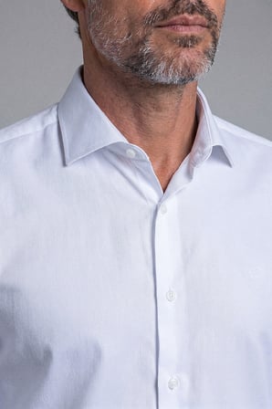 Bisse Beyaz Uzun Kol Yaka Cepsi̇z Gömlek GMNAN262014_01