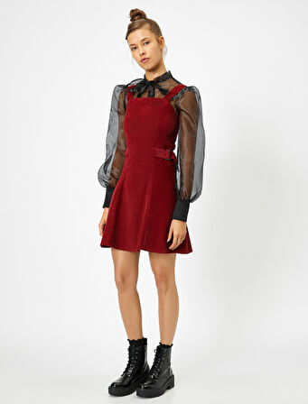 Kemer Detaylı Kadife Elbise