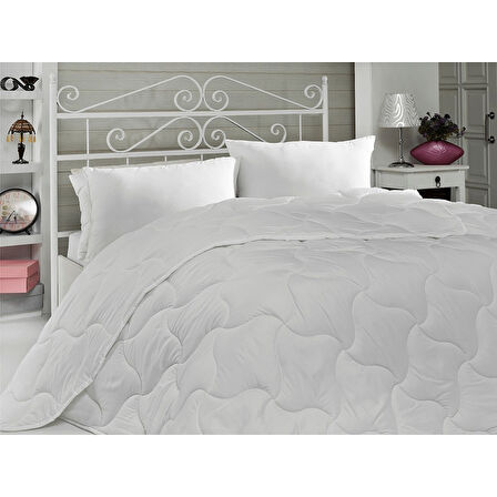 Komfort Home Tek Kişilik Micro Yazlık İnce Yorgan 155x215 Cm