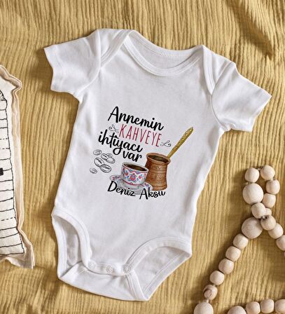 BK Kids İsimli Annemin Kahveye İhtiyacı Var Tasarımlı Bebek Body Zıbın - Model 1