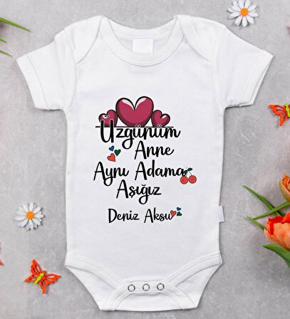 BK Kids İsimli Aynı Adama Aşığız Tasarımlı Bebek Body Zıbın - Model 1