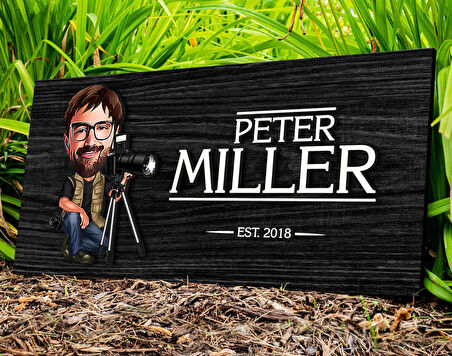 BK Gift Kişiye Özel Erkek Fotoğrafçı Karikatürlü Kabartma Figürlü Ahşap Tablo, Duvar Dekoru, Arkadaşa Hediye, Özel Tasarım Ev Hediyesi-1