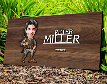 BK Gift Kişiye Özel Asker Karikatürlü Kabartma Tasarım Antik Ceviz Ahşap Tabela-2, Dekoratif Tabela, Rustik Ev Dekorasyonu, Duvar Dekoru