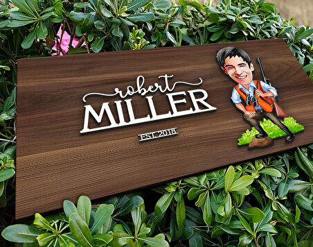 BK Gift Kişiye Özel Avcı Karikatürlü Kabartma Tasarım Antik Ceviz Ahşap Tabela-1, Dekoratif Tabela, Rustik Ev Dekorasyonu, Duvar Dekoru