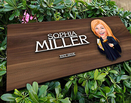 BK Gift Kişiye Özel Kadın Hakim Karikatürlü Kabartma Tasarım Antik Ceviz Ahşap Tabela-1, Dekoratif Tabela, Rustik Ev Dekorasyonu, Duvar Dekoru