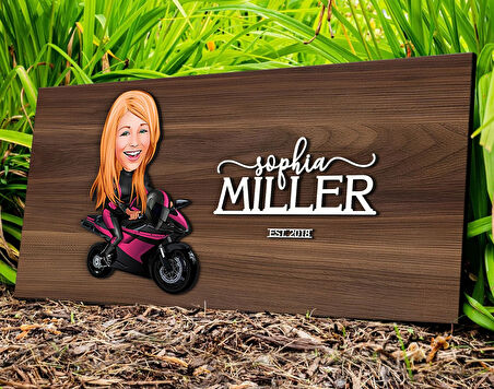 BK Gift Kişiye Özel Kadın Motorcu Karikatürlü Kabartma Tasarım Antik Ceviz Ahşap Tabela-1, Dekoratif Tabela, Rustik Ev Dekorasyonu,Duvar Dekoru