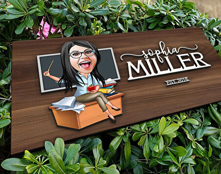 BK Gift Kişiye Özel Kadın Öğretmen Karikatürlü Kabartma Tasarım Antik Ceviz Ahşap Tabela-2, Dekoratif Tabela, Rustik Ev Dekorasyonu,Duvar Dekoru