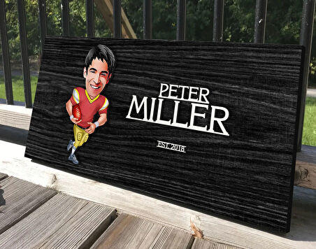 BK Gift Kişiye Özel Erkek Amerikan Futbolu Karikatürlü Kabartma Tasarım Antik Siyah (Ebony) Ahşap Tabela-1, Dekoratif Tabela, Rustik Ev Dekorasyonu, Duvar Dekoru