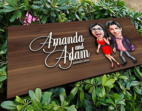 BK Gift Kişiye Özel Sevgililer Karikatürlü Kabartma Tasarım Antik Ceviz Ahşap Tabela-4, Dekoratif Tabela, Rustik Ev Dekorasyonu