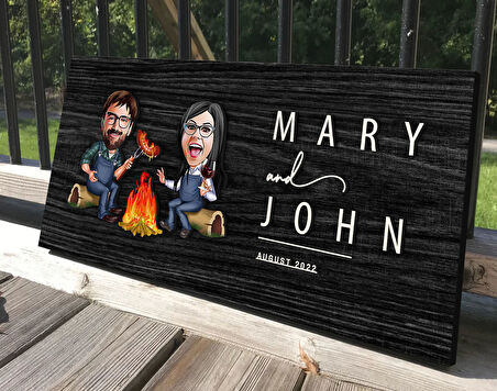 BK Gift Kişiye Özel Sevgililer Karikatürlü Antik Siyah (Ebony) Ahşap Tabela-95, Dekoratif Tabela, Rustik Ev Dekorasyonu, Duvar Dekoru