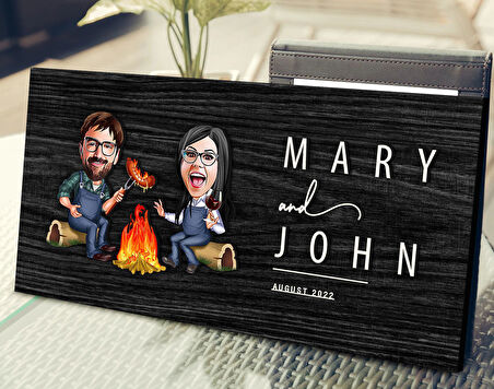 BK Gift Kişiye Özel Sevgililer Karikatürlü Antik Siyah (Ebony) Ahşap Tabela-95, Dekoratif Tabela, Rustik Ev Dekorasyonu, Duvar Dekoru