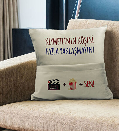 BK Gift Eğlenceli Tasarımlı Organizer Kumanda ve Atıştırmalık Cepli Krem Kırlent Yastık- 9, Ev Dekor