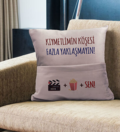 BK Gift Eğlenceli Tasarımlı Organizer Kumanda ve Atıştırmalık Cepli Pembe Kırlent Yastık- 9, Ev Deko
