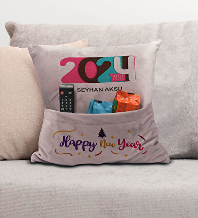 BK Gift Kişiye Özel Yılbaşı Tasarımlı Organizer Kumanda ve Atıştırmalık Cepli Pembe Kırlent Yastık, 