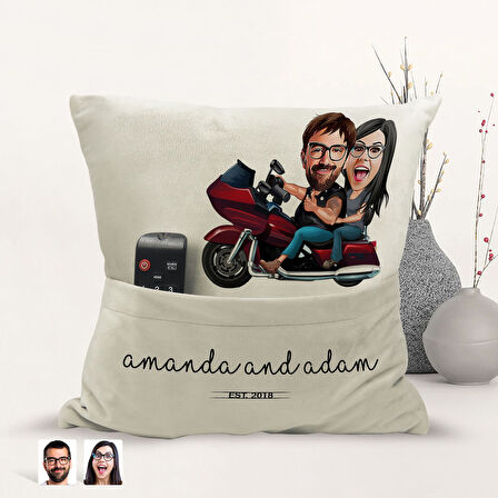 BK Gift Kişiye Özel Sevgililer Karikatür Tasarımlı Organizer Kumanda ve Atıştırmalık Cepli Sarı Kırl