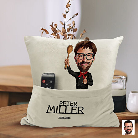 BK Gift Kişiye Özel Chef Karikatür Tasarımlı Organizer Kumanda ve Atıştırmalık Cepli Sarı Kırlent Ya