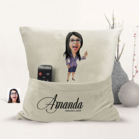 BK Gift Kişiye Özel Öğretmen Karikatür Tasarımlı Organizer Kumanda ve Atıştırmalık Cepli Sarı Kırlen