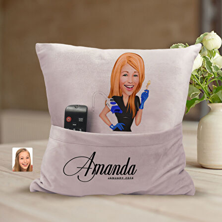 BK Gift Kişiye Özel Güzellik Uzmanı Karikatür Tasarımlı Organizer Kumanda ve Atıştırmalık Cepli Pemb