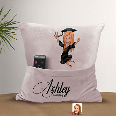 BK Gift Kişiye Özel Mezun Karikatür Tasarımlı Organizer Kumanda ve Atıştırmalık Cepli Pembe Kırlent 