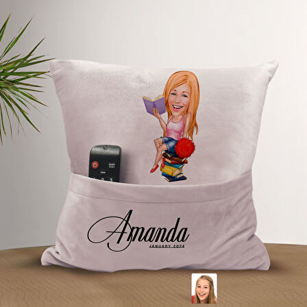BK Gift Kişiye Özel Mezun Karikatür Tasarımlı Organizer Kumanda ve Atıştırmalık Cepli Pembe Kırlent 