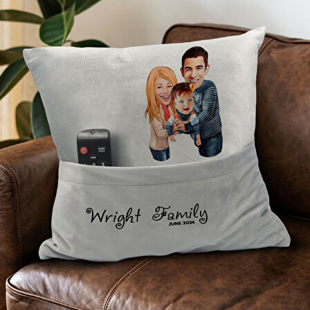 BK Gift Kişiye Özel Aile Karikatür Tasarımlı Organizer Kumanda ve Atıştırmalık Cepli Gri Kırlent Yas