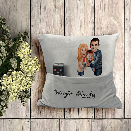 BK Gift Kişiye Özel Aile Karikatür Tasarımlı Organizer Kumanda ve Atıştırmalık Cepli Gri Kırlent Yas