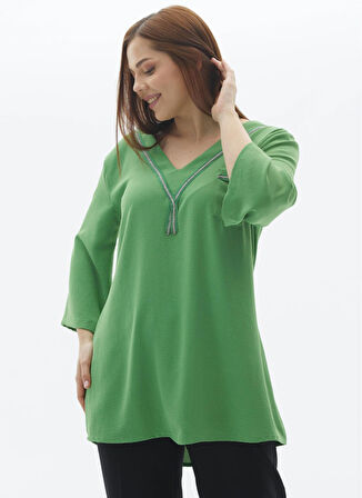 Selen V Yaka Taşlı Yeşil Kadın Bluz 23YSL8564