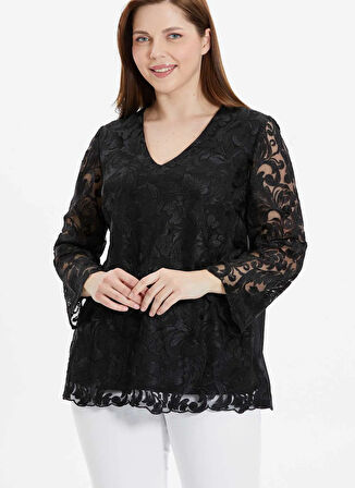 Selen V Yaka Güpür Siyah Kadın Bluz 25YSL8046-BB