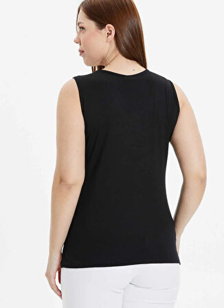 Selen V Yaka Desenli Siyah Kadın Bluz 25YSL8051-BB