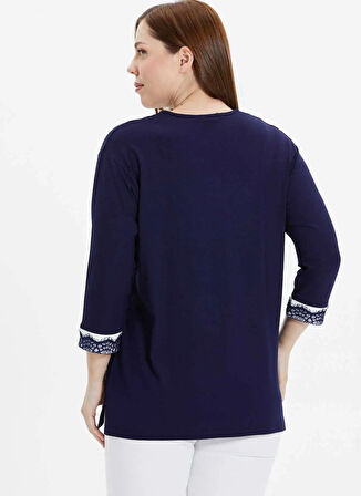 Selen V Yaka Dantel Lacivert Kadın Bluz 25YSL8074-BB