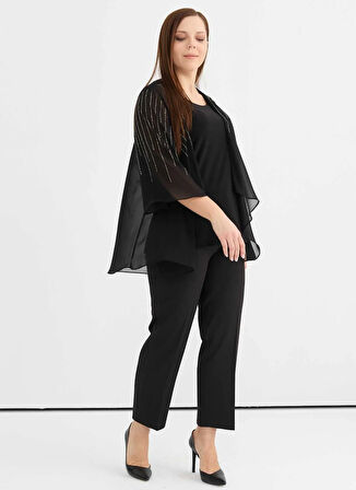 Selen O Yaka Taşlı Siyah Kadın Bluz 25YSL8099