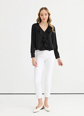 Selen V Yaka Düz Siyah Kadın Bluz 25YSL8093