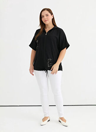 Selen Kapüşon Yaka Taşlı Siyah Kadın Bluz 25YSL8147-BB
