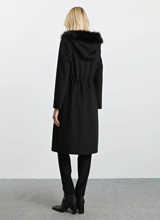 Selen Siyah Kadın Kaban 25KSL9528