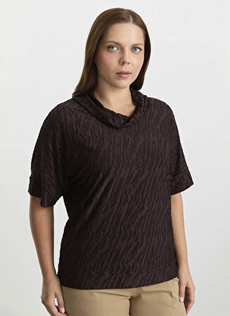 Selen Degaje Yaka Baskılı Kahve Kadın Bluz 25KSL8216